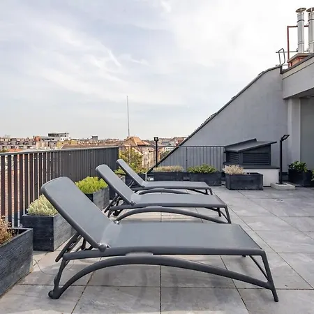 Apartman Rooftop Access - Luxy With Balcony *